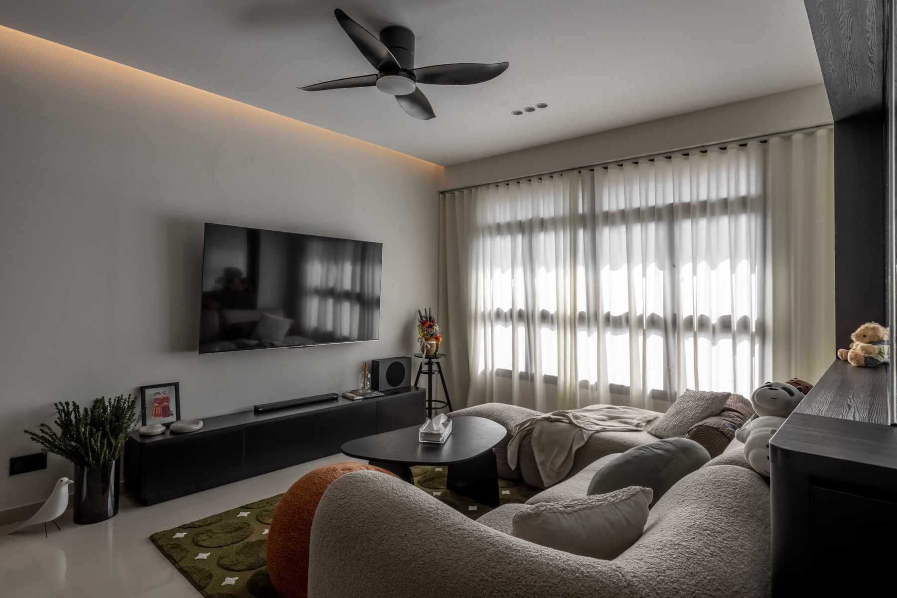 Whispers of Wood & Green project interior
